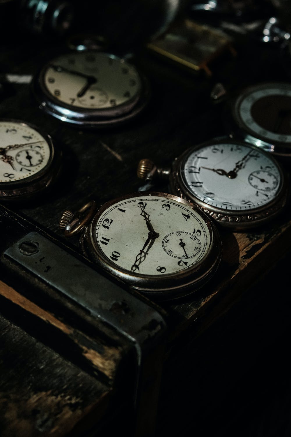Aesthetic Exploration: Art of Telling Time – Aesthetics of Design